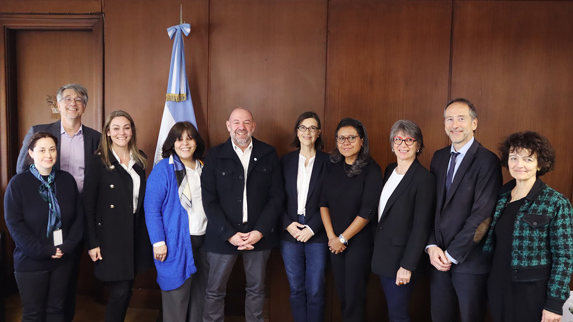 Alianza estratégica entre Argentina y Francia para fortalecer la medicina transfusional del país