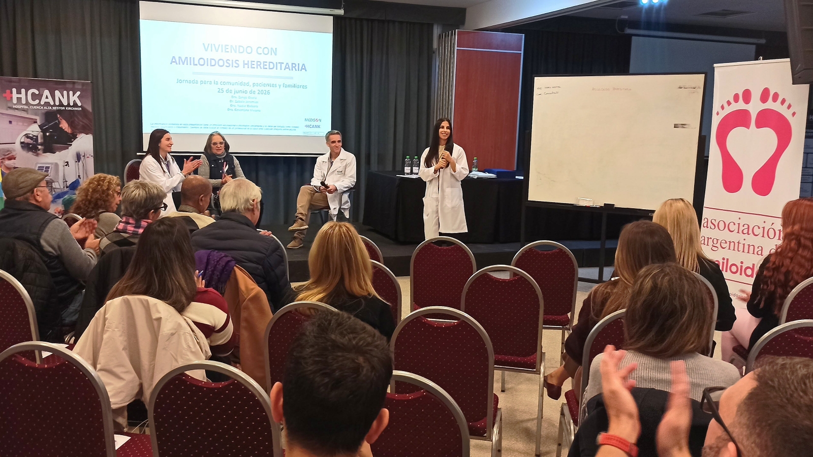 Charla informativa con pacientes y familiares sobre Amiloidosis ATTR