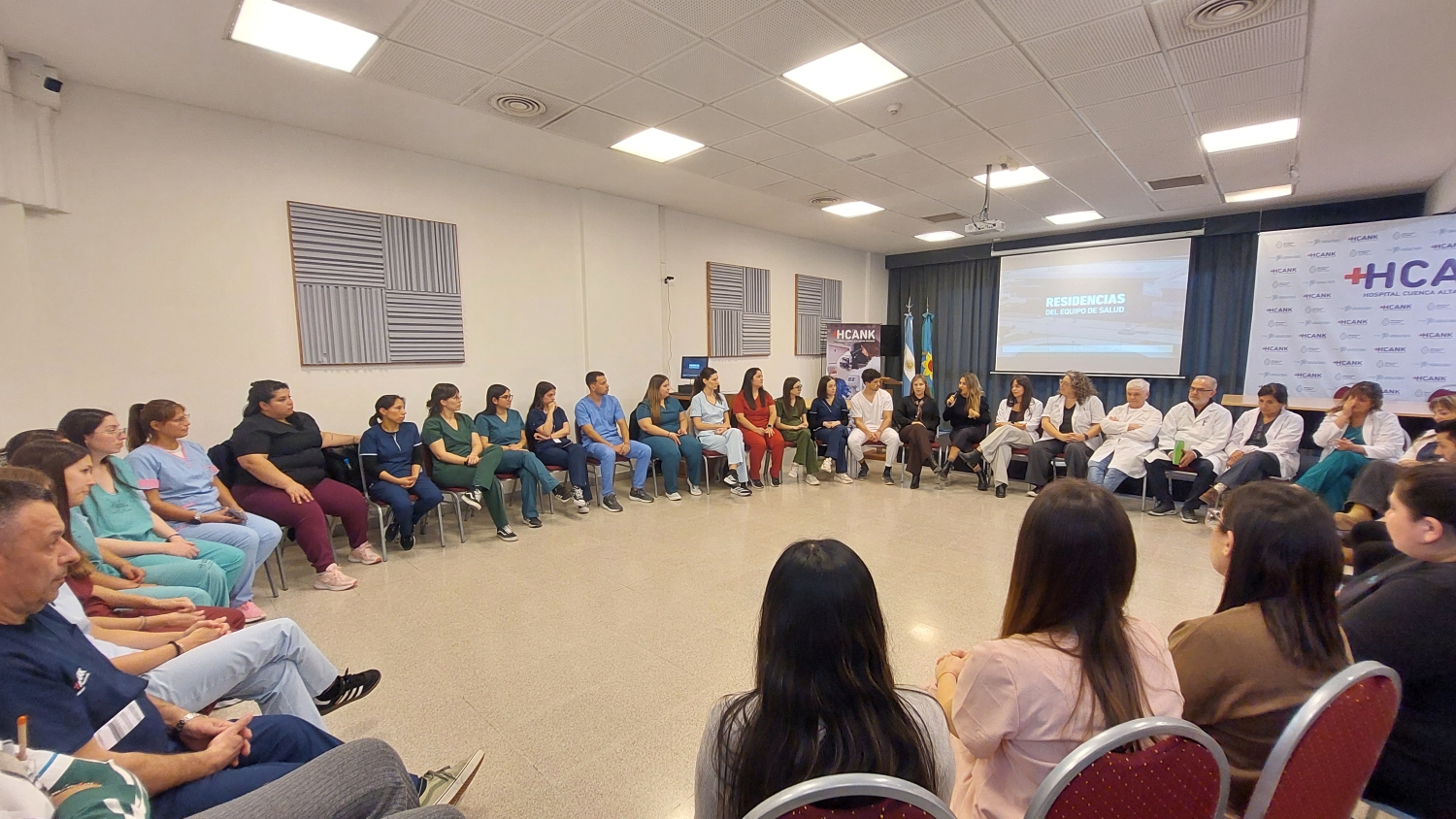 Ingresó una nueva cohorte de profesionales Residentes al HCANK